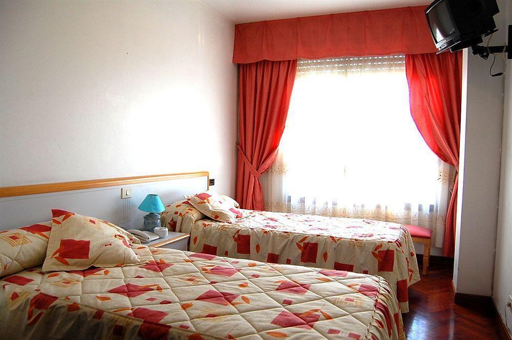 Hotel Cristal 1 A Coruña Εξωτερικό φωτογραφία